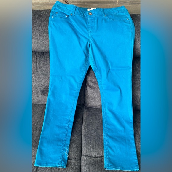 SO size 17 Jr pants - Picture 1 of 5